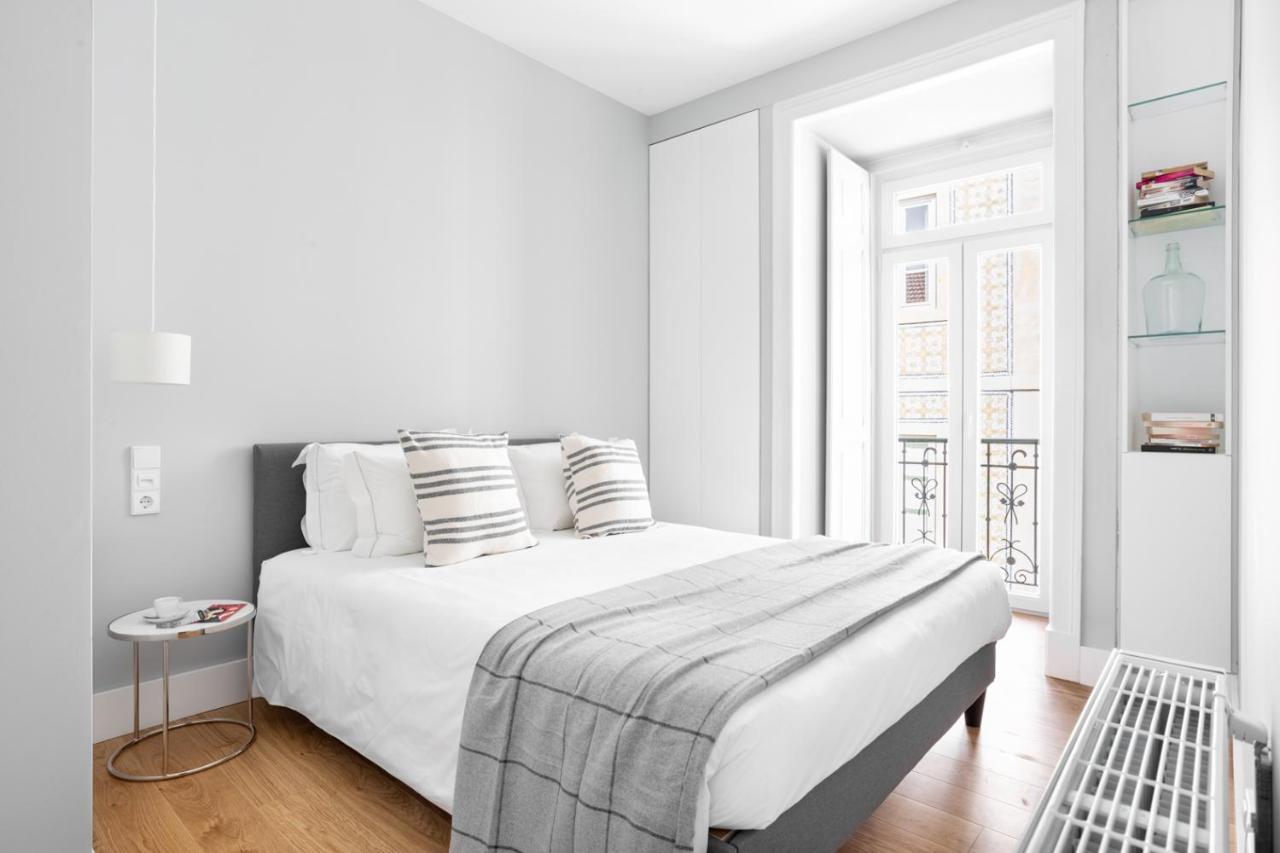 Joivy Marvelous 3-Bed Home With Astonishing View And Terrace, Nearby St George Castle Lisboa 外观 照片